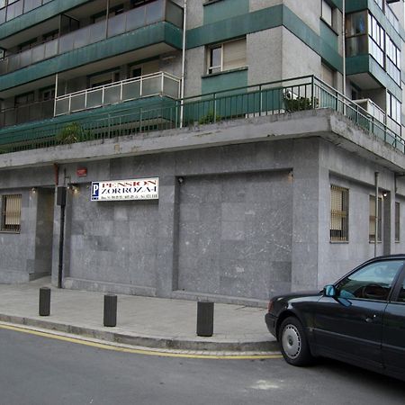 Pension Zorroza 1 Bilbao Exterior photo